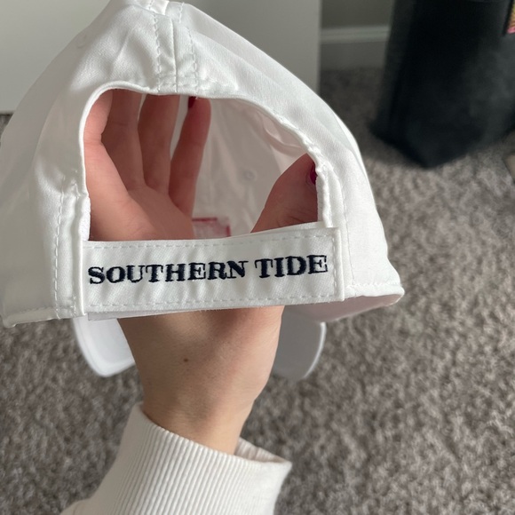 Hat - Picture 3 of 3